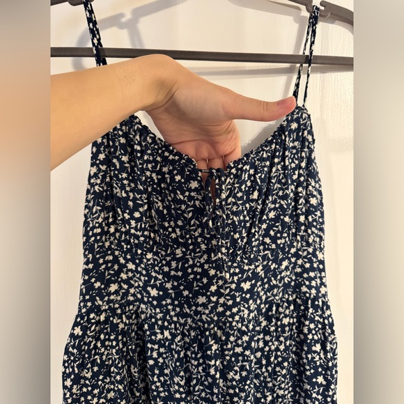 NWOT Blue/White Old Navy Floral Dress - Picture 8 of 14